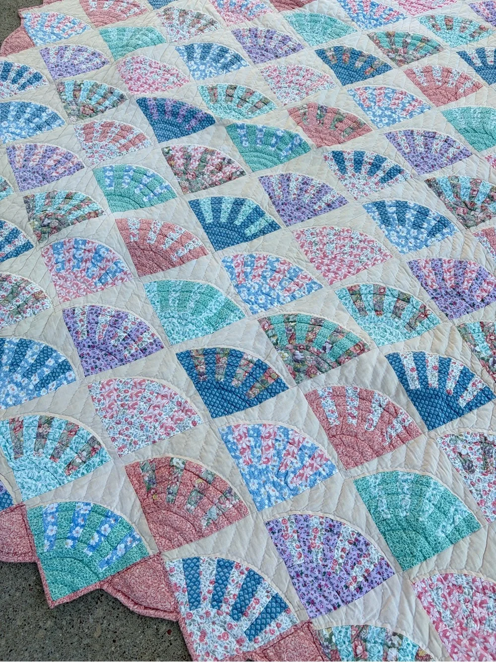 Vintage Arch Quilts fan seashell multi color patchwork handmade quilt blanket